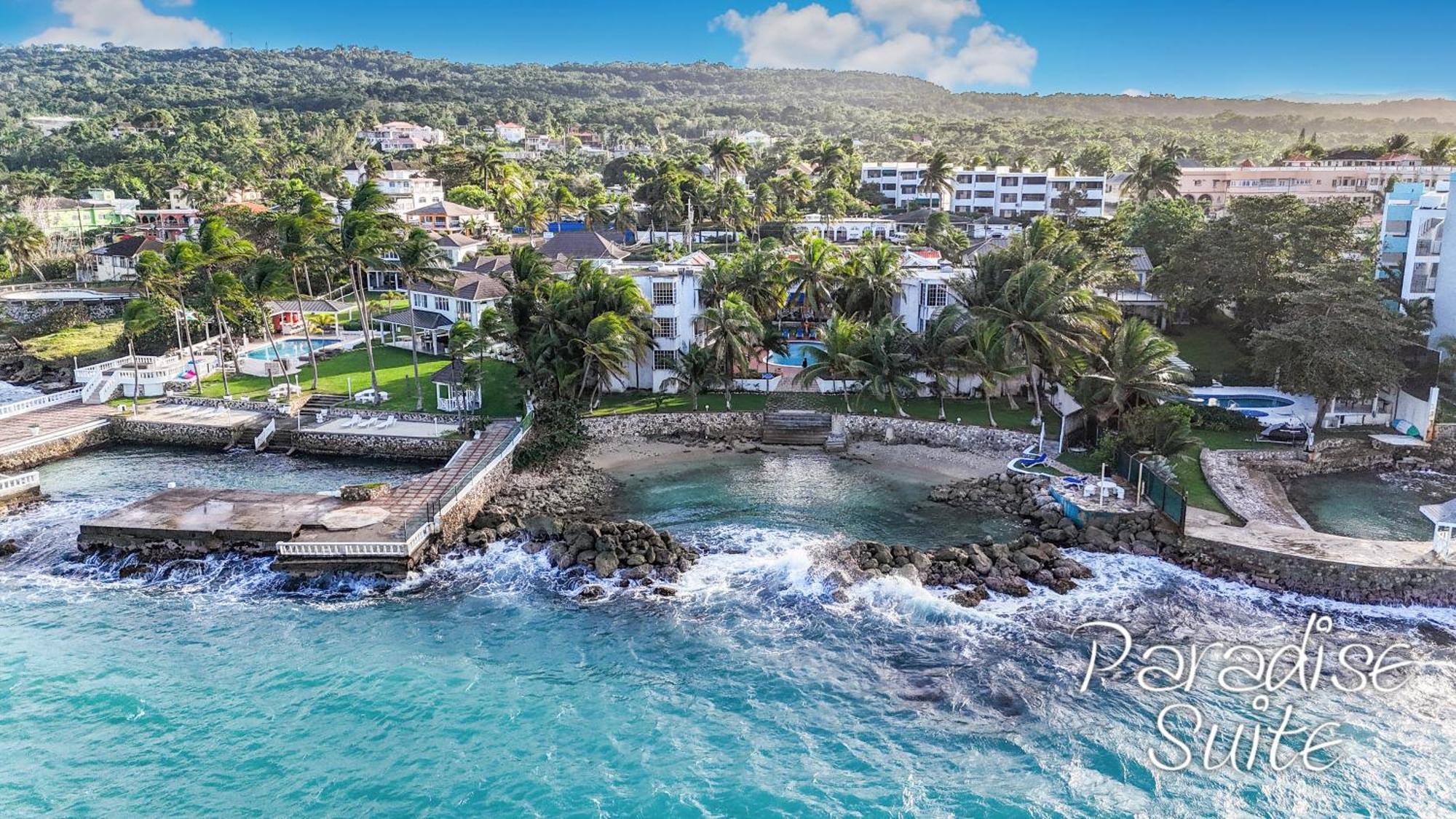 Chrisanns Paradise Suite By The Ocean - Apt#9 Ocho Rios Exterior foto